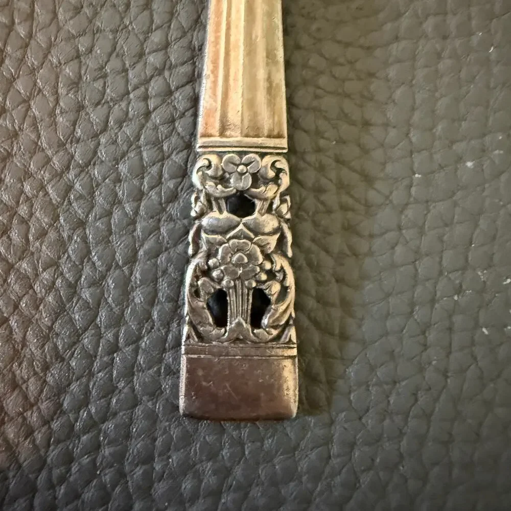 Vintage Oneida Community Silver Artistry Silverplate Child Fork 5.5